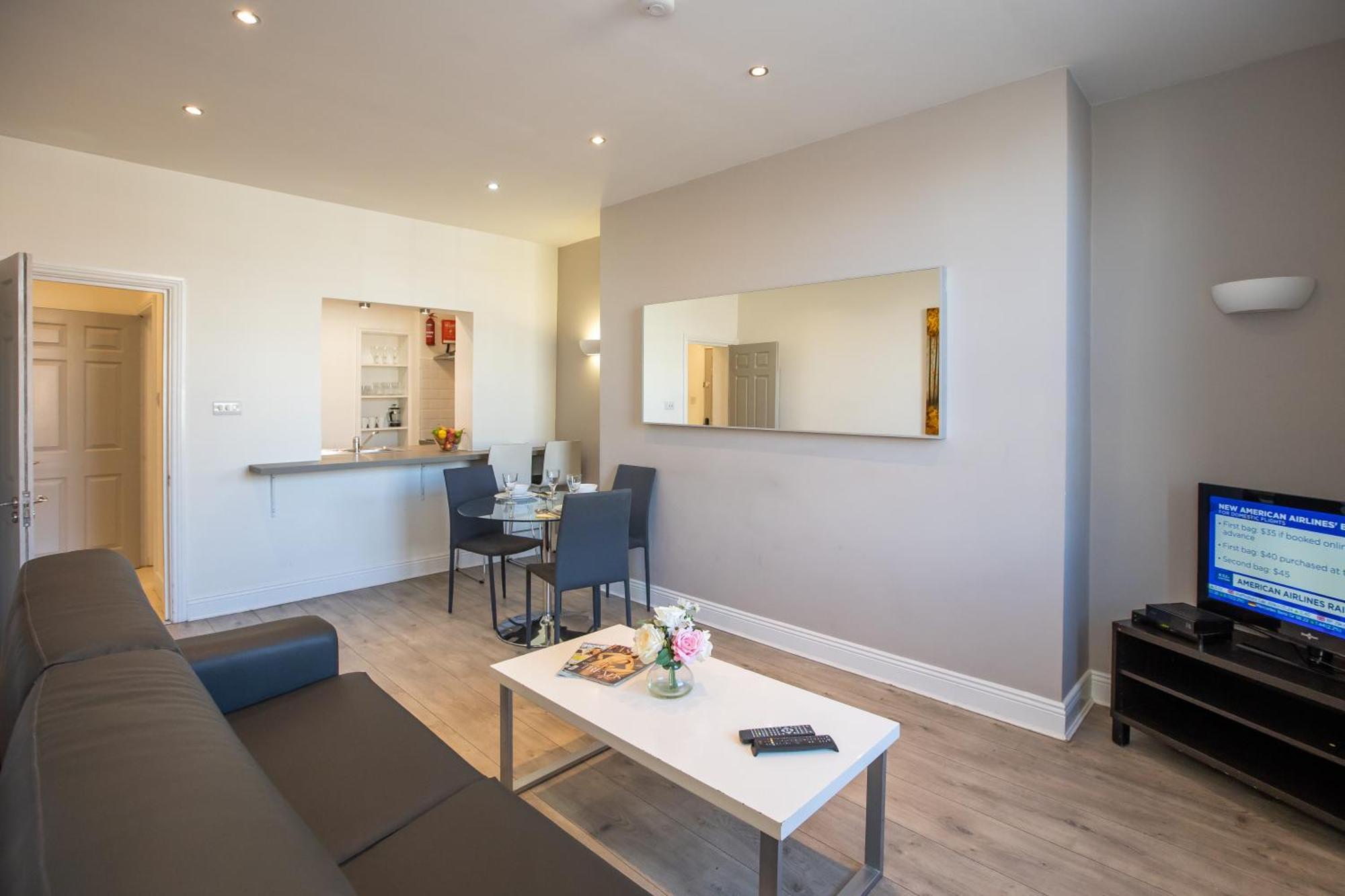 Temple Bar Essex Apartments Dublin Exterior photo