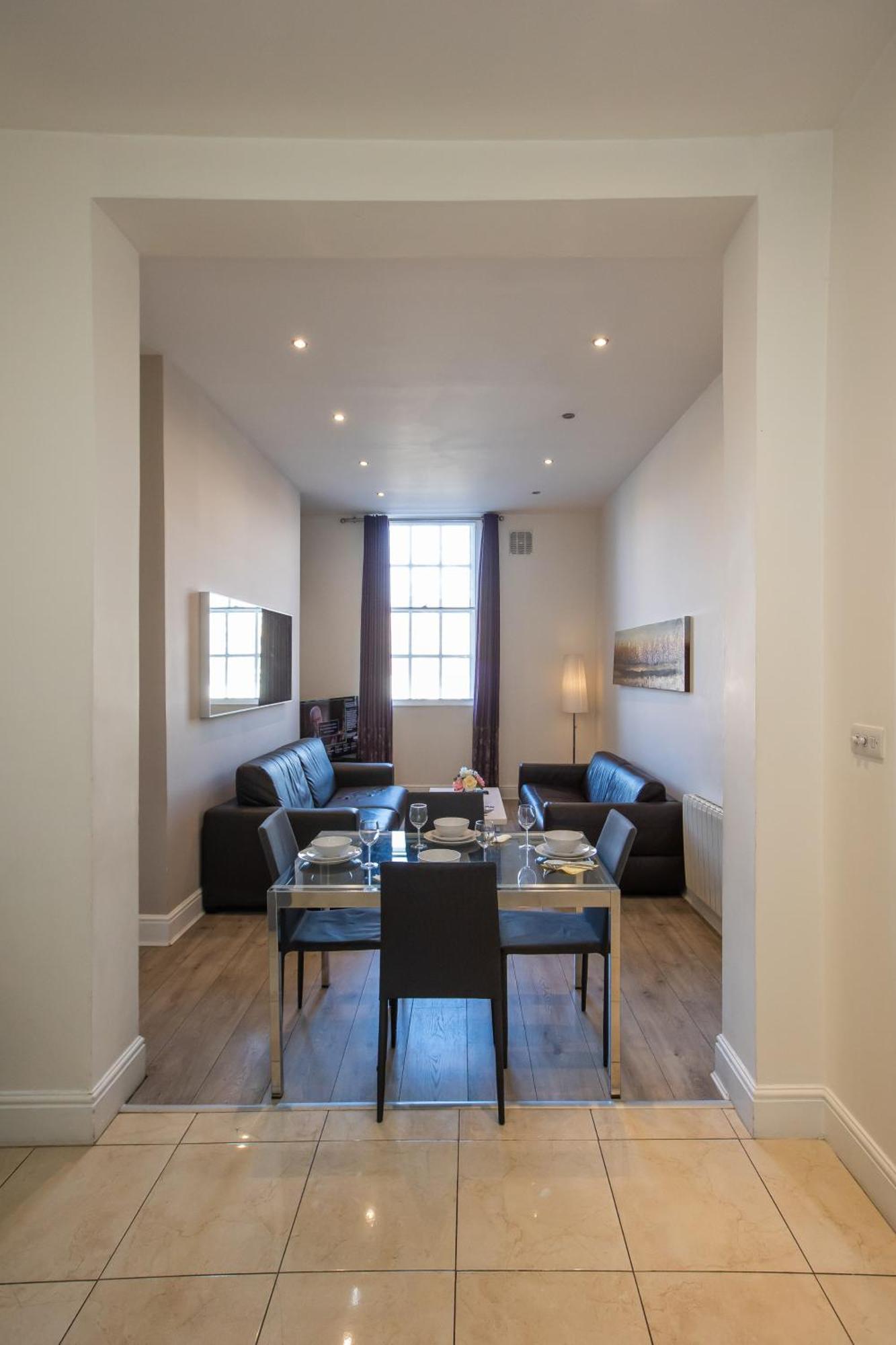 Temple Bar Essex Apartments Dublin Exterior photo
